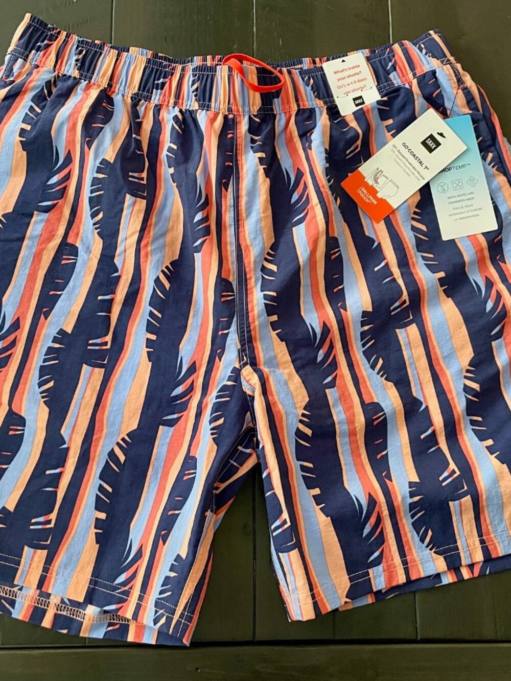 NEW WITH TAGS Saxx Go Coastal 2N1 Sunset Palms 7" Swim Trunks - Size Large
